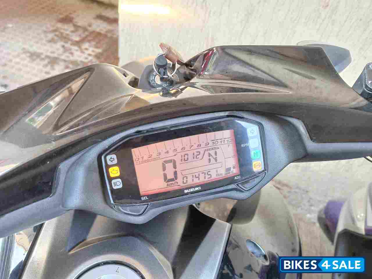 Black Suzuki Intruder 150 FI