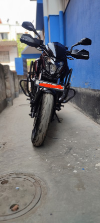 Twilight Plum Bajaj Dominar 400 Disc