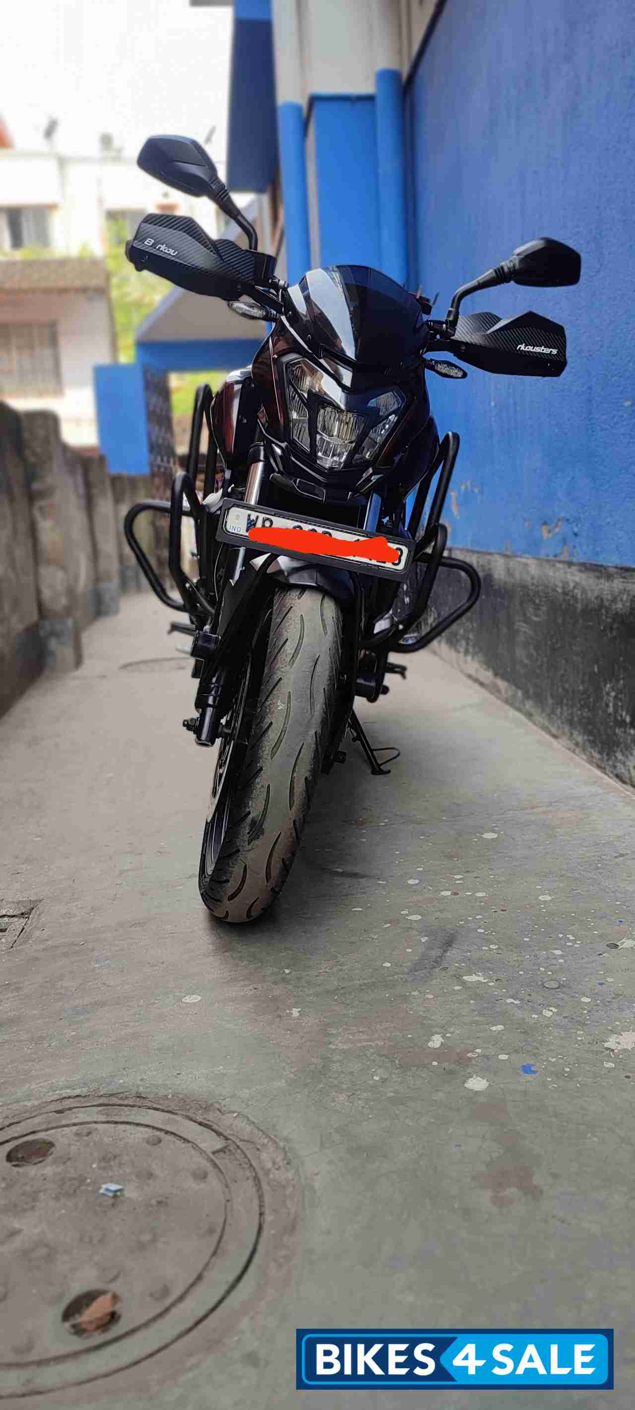 Twilight Plum Bajaj Dominar 400 Disc