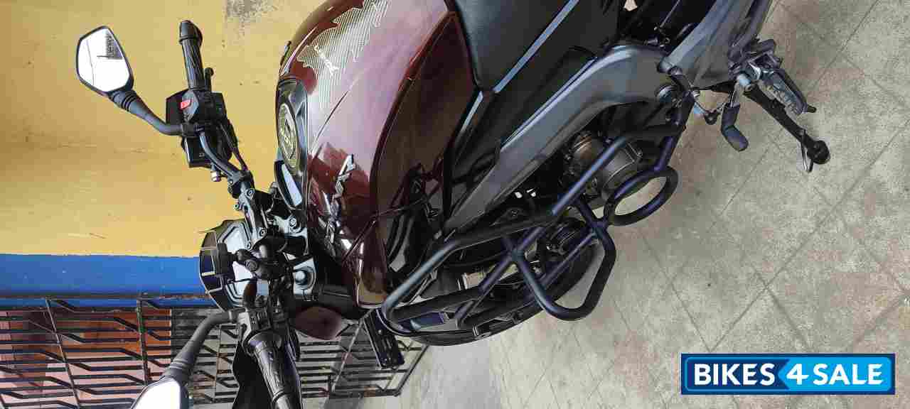 Twilight Plum Bajaj Dominar 400 Disc