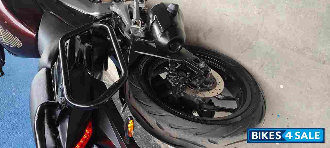 Twilight Plum Bajaj Dominar 400 Disc