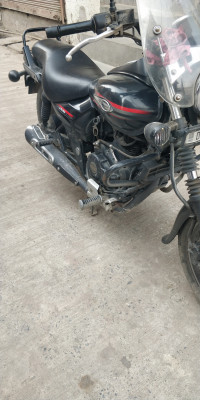 Bajaj Avenger Street 220 2017 Model