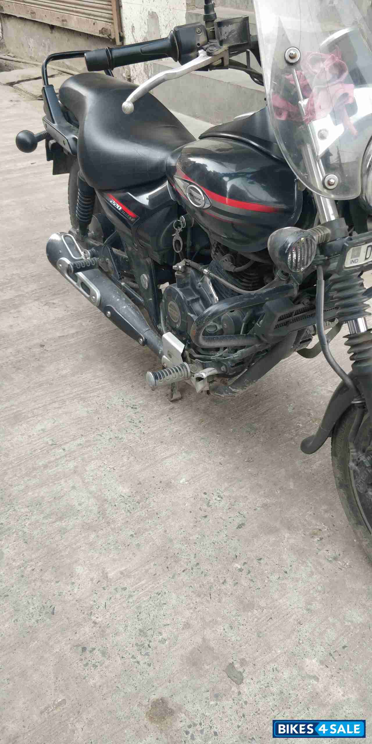 Bajaj Avenger Street 220