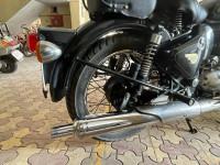 Black Royal Enfield Bullet 350