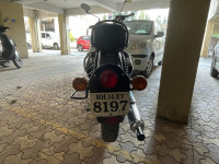 Black Royal Enfield Bullet 350