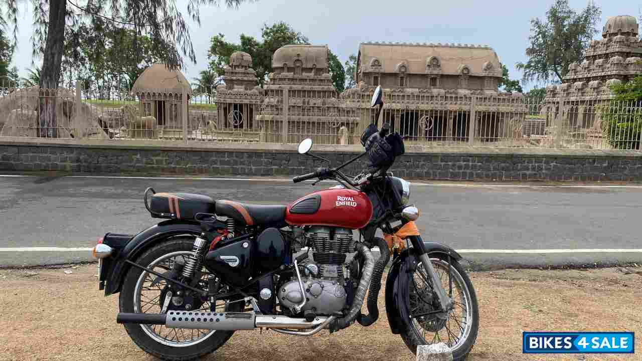 Redditch Red Royal Enfield Classic 350 Redditch Red
