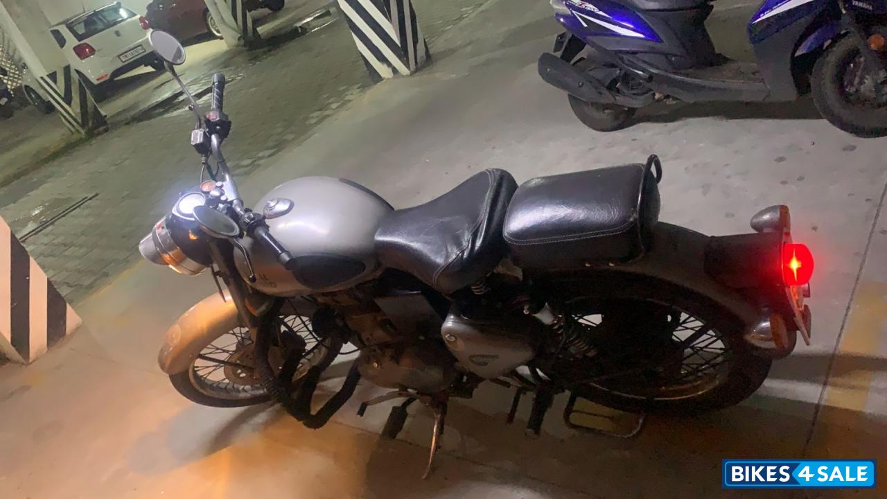 Royal Enfield Classic 350