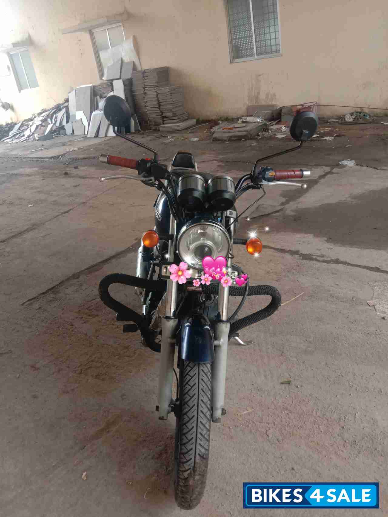 Blue Royal Enfield Thunderbird 500