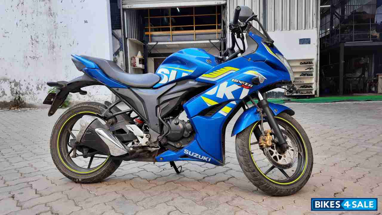 Blue Suzuki Gixxer SF Moto GP