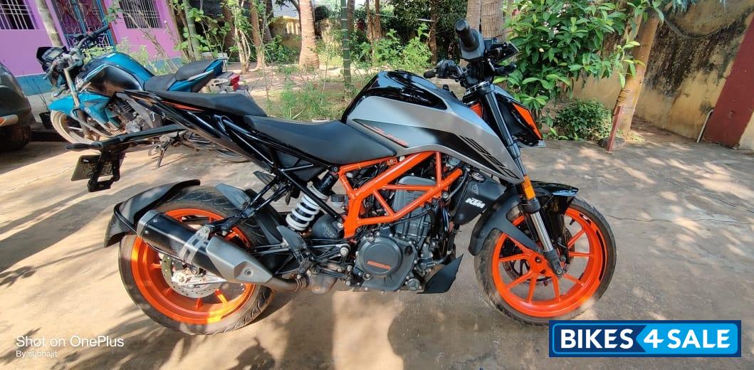 KTM Duke 390 BS6