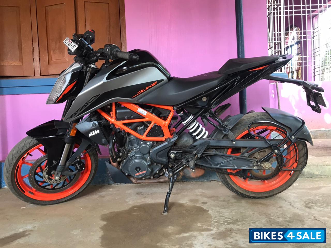 KTM Duke 390 BS6 KTM Duke 390 BS6