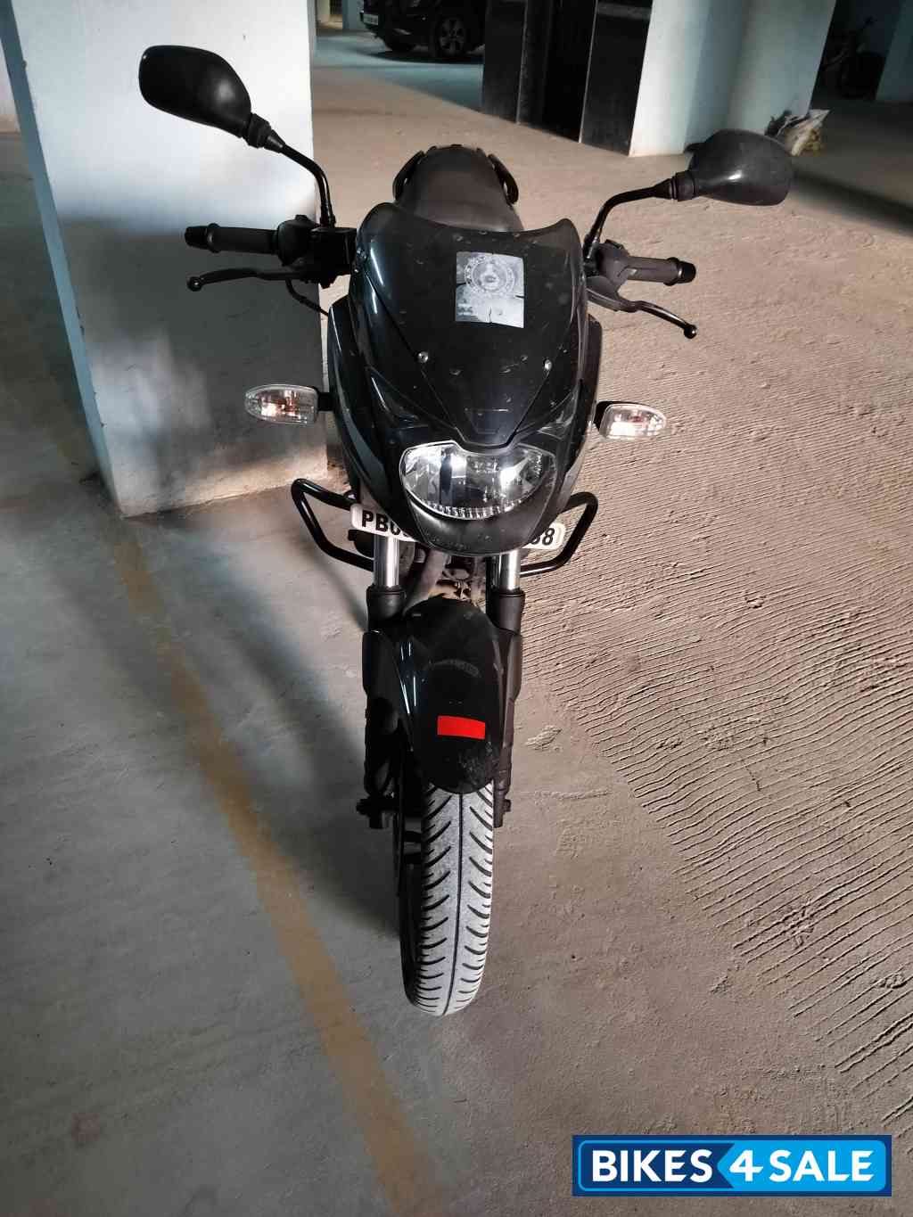 Calgerry Black Glossy Bajaj Pulsar 180 DTSi