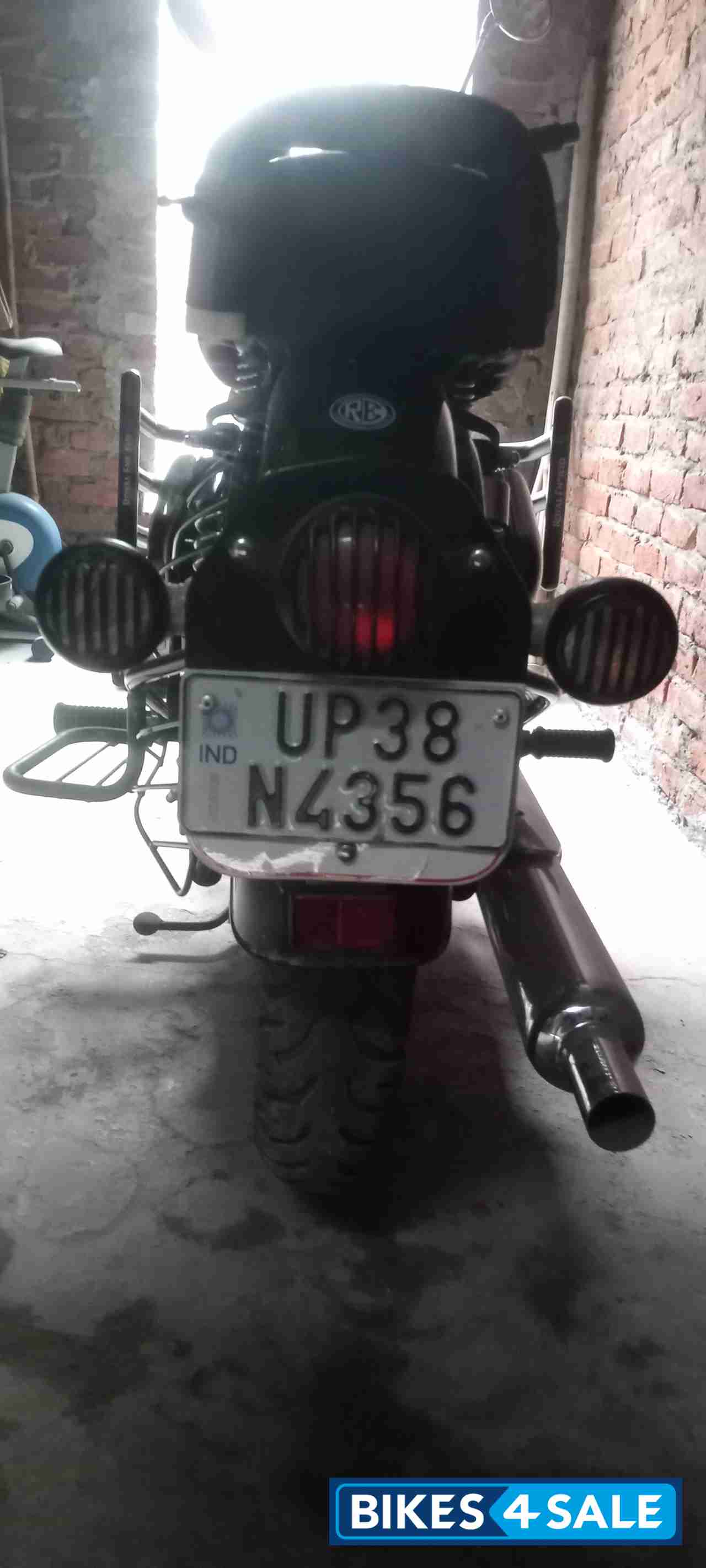 Royal Enfield Classic 350 Redditch Red