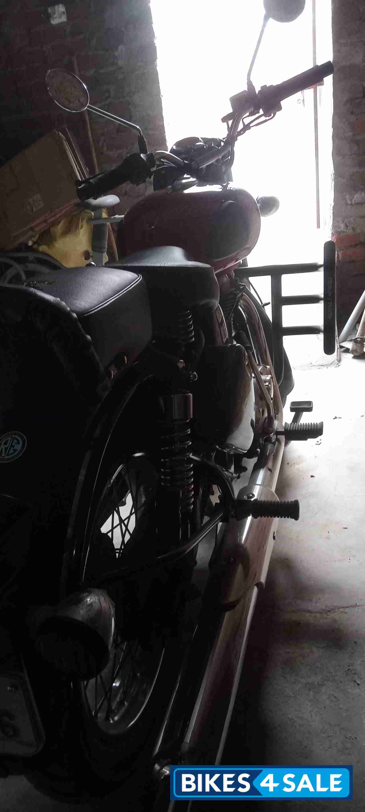 Royal Enfield Classic 350 Redditch Red