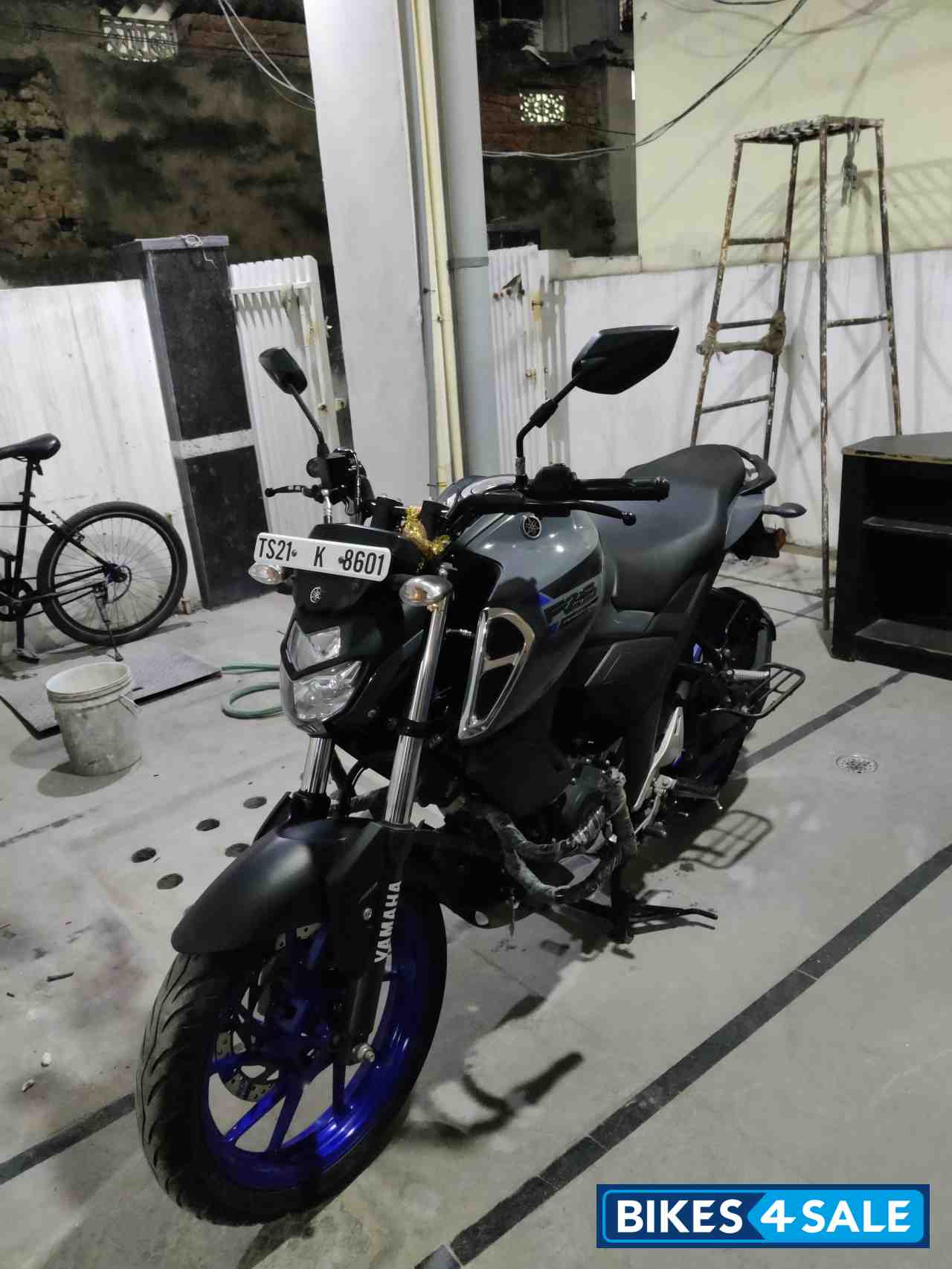 Metalic Grey Yamaha FZ-S FI V3 2022