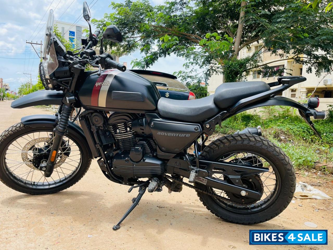 Yezdi Adventure Matte