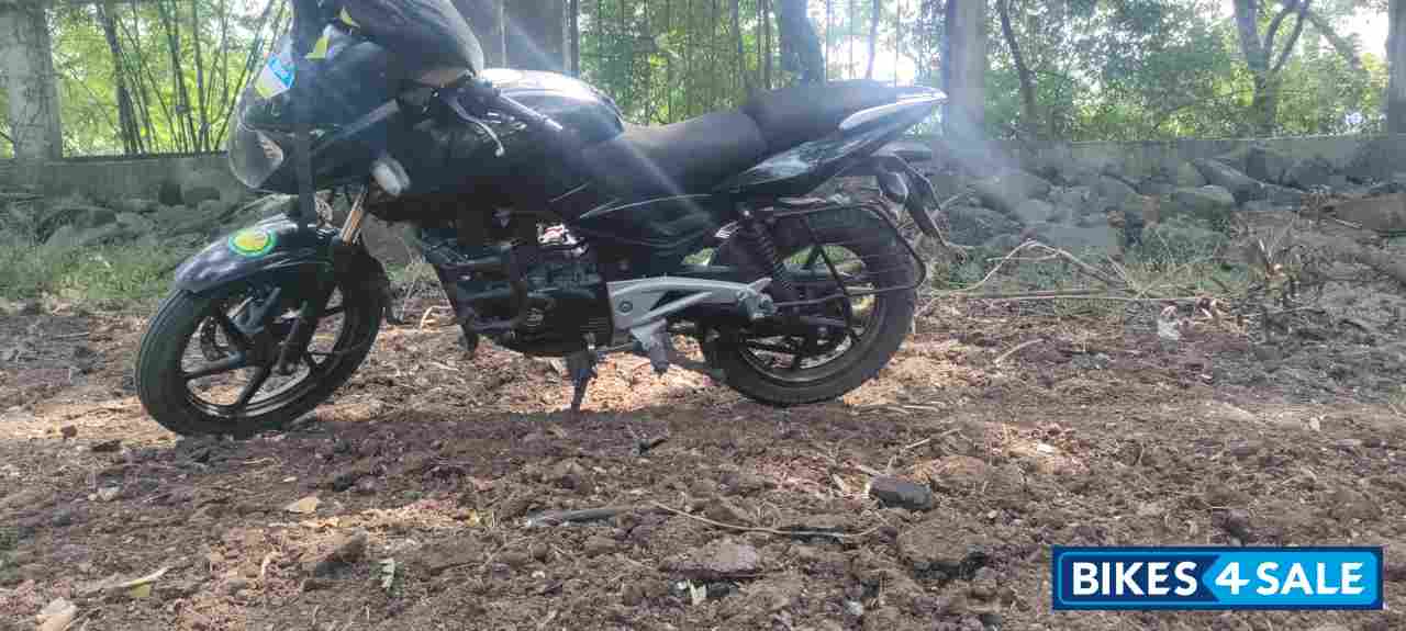 Bajaj Pulsar 180 DTSi Bajaj Pulsar 180 DTSi