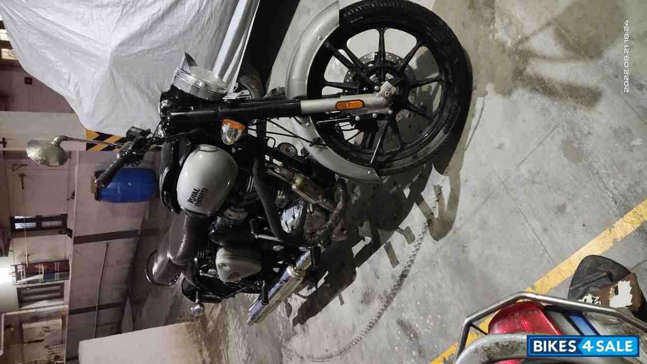 Gunmetal Grey Royal Enfield Bullet 350 ES BS6 Gunmetal Grey Royal Enfield Bullet 350 ES BS6