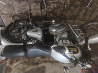 Royal Enfield Bullet 350