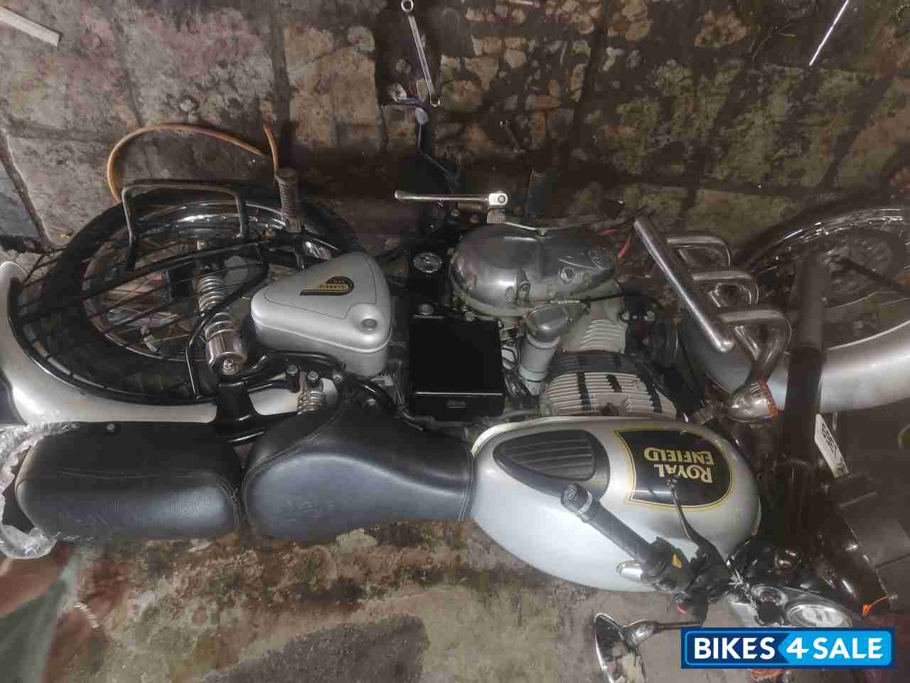 Royal Enfield Bullet 350