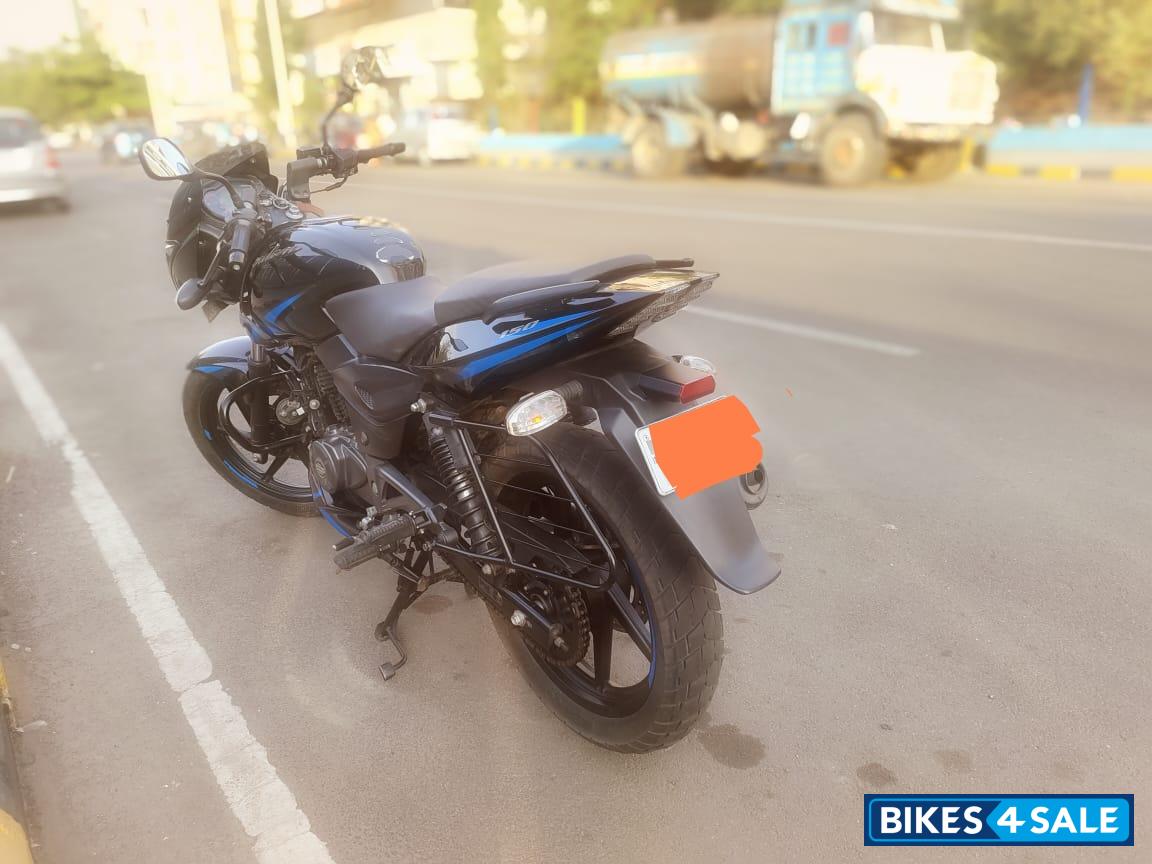 Blue/black Bajaj Pulsar 150 Twin Disc Blue/black Bajaj Pulsar 150 Twin Disc