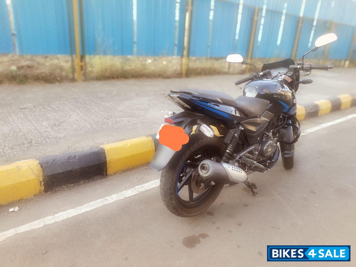 Blue/black Bajaj Pulsar 150 Twin Disc Blue/black Bajaj Pulsar 150 Twin Disc