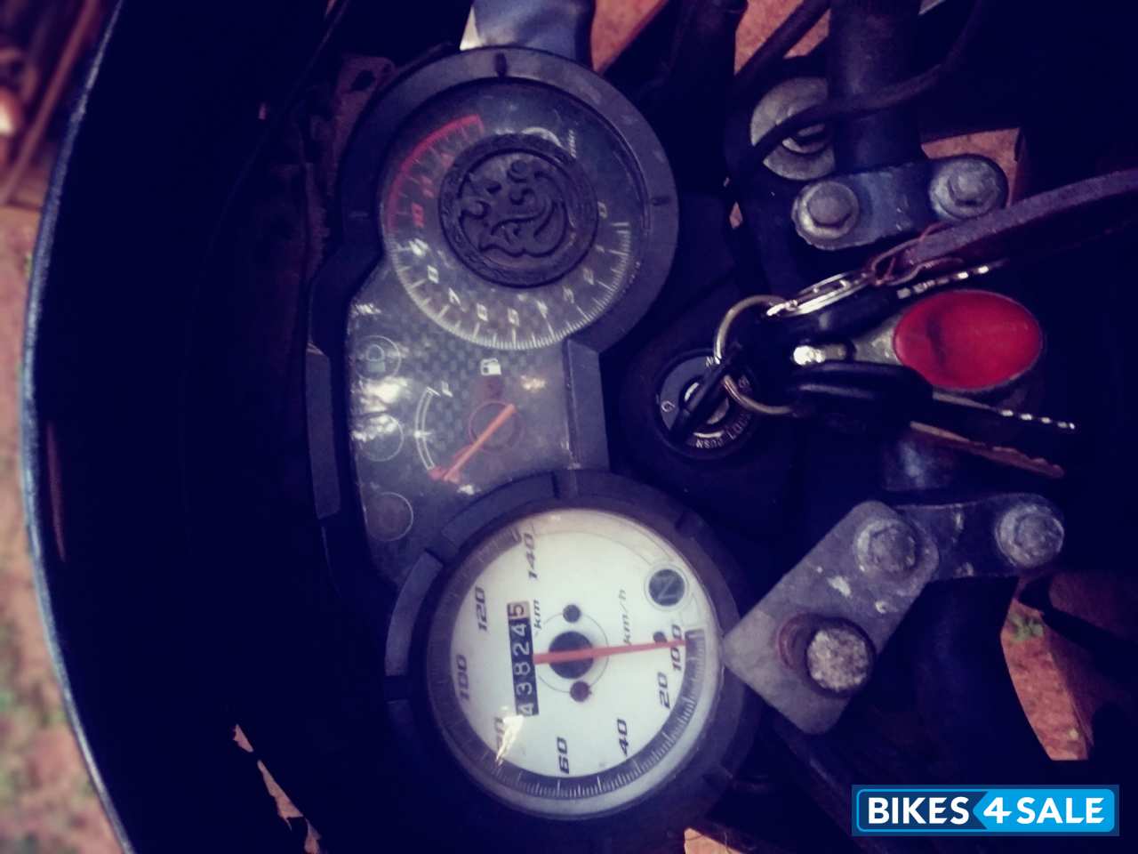 Black & Silver Yamaha SZ-R