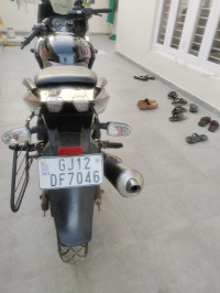 Red Bajaj Pulsar 220F