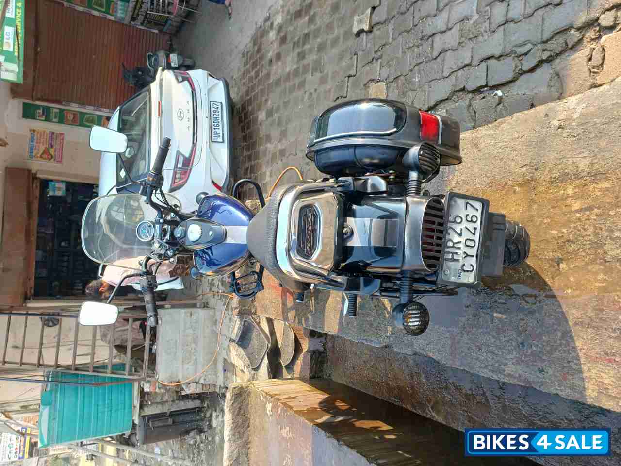 Bajaj Avenger Street 150