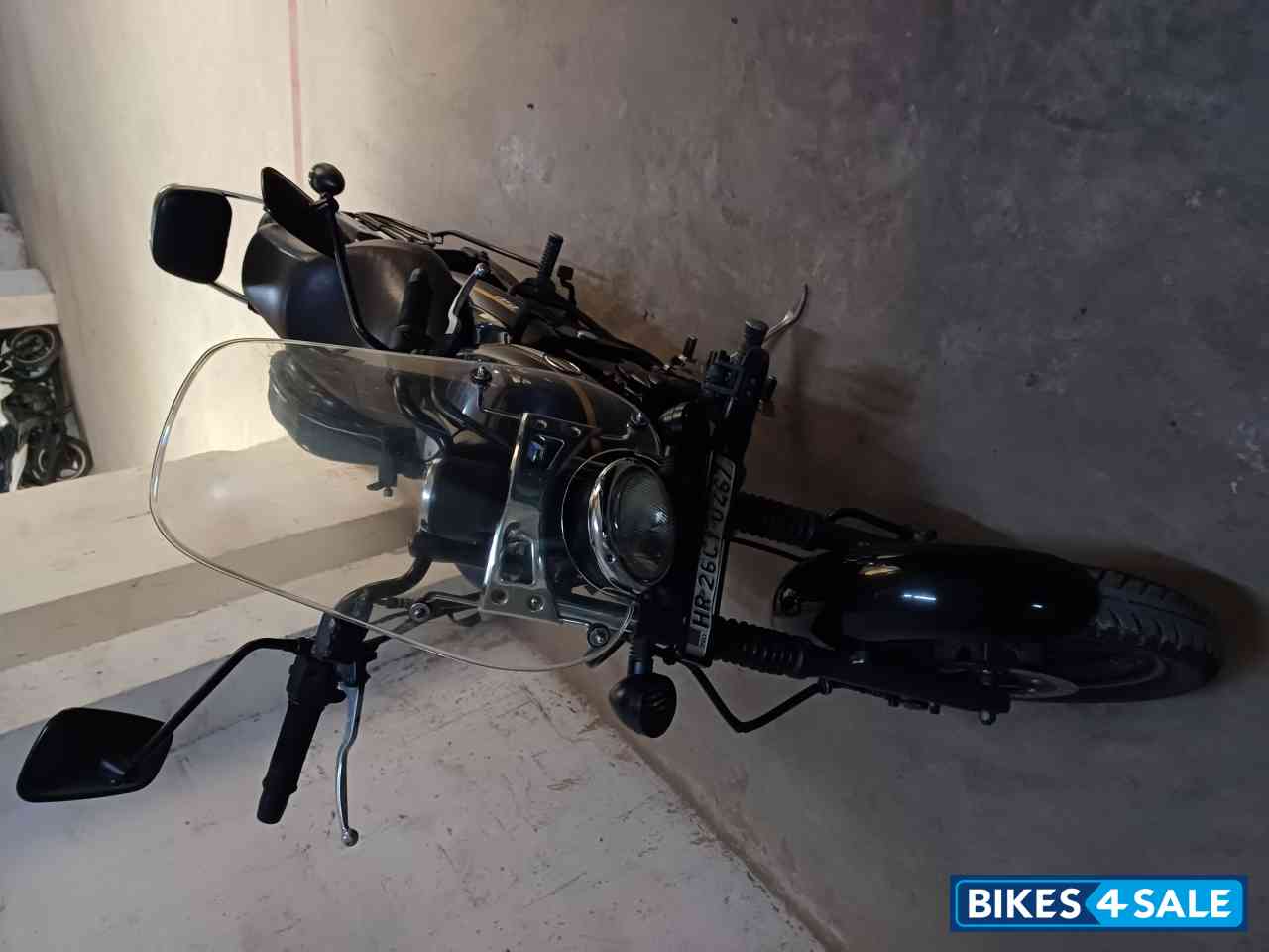 Bajaj Avenger Street 150