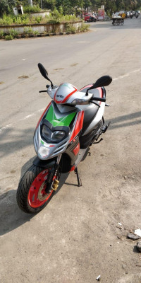 Aprilia SR 150 Race