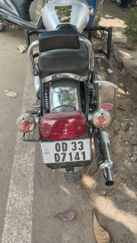 White Royal Enfield Bullet 350 Twinspark