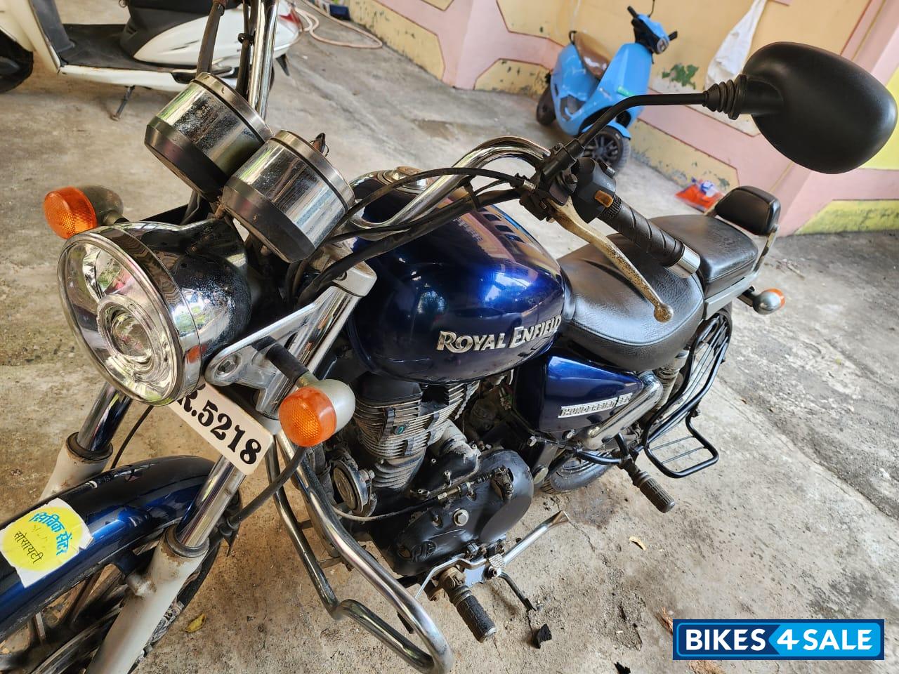 Marine Blue Royal Enfield Thunderbird 350