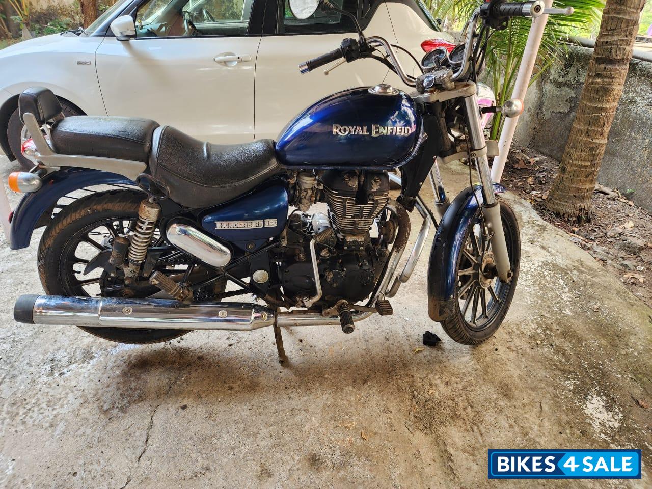 Marine Blue Royal Enfield Thunderbird 350