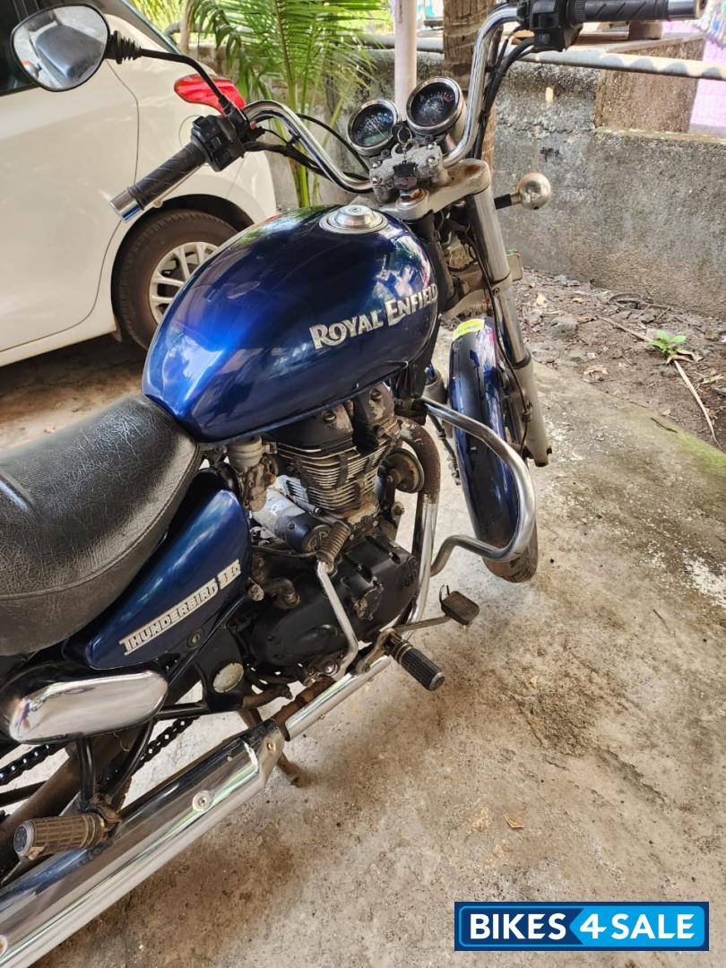 Marine Blue Royal Enfield Thunderbird 350
