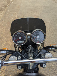 Silver Spectrum Royal Enfield Interceptor 650 Twin