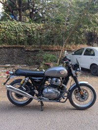 Silver Spectrum Royal Enfield Interceptor 650 Twin