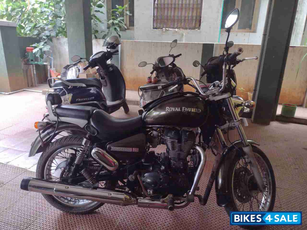 Royal Enfield Thunderbird 350