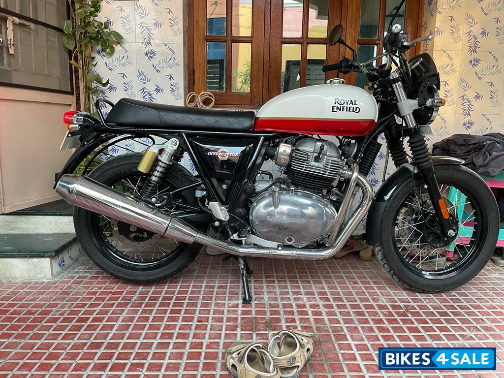 Baker Express Royal Enfield Interceptor 650 Twin