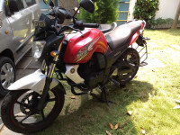 Red White Yamaha FZ-S