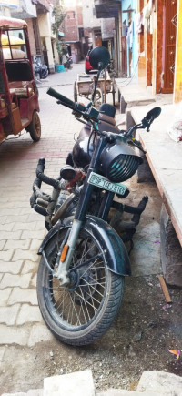 Royal Enfield Classic 350  Model