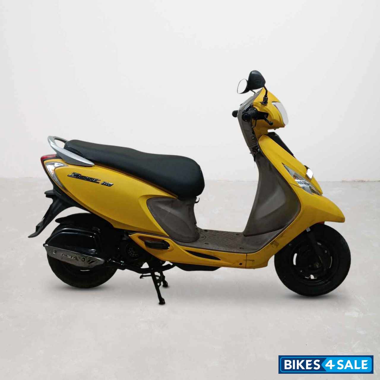 TVS Scooty Zest 110 BS6