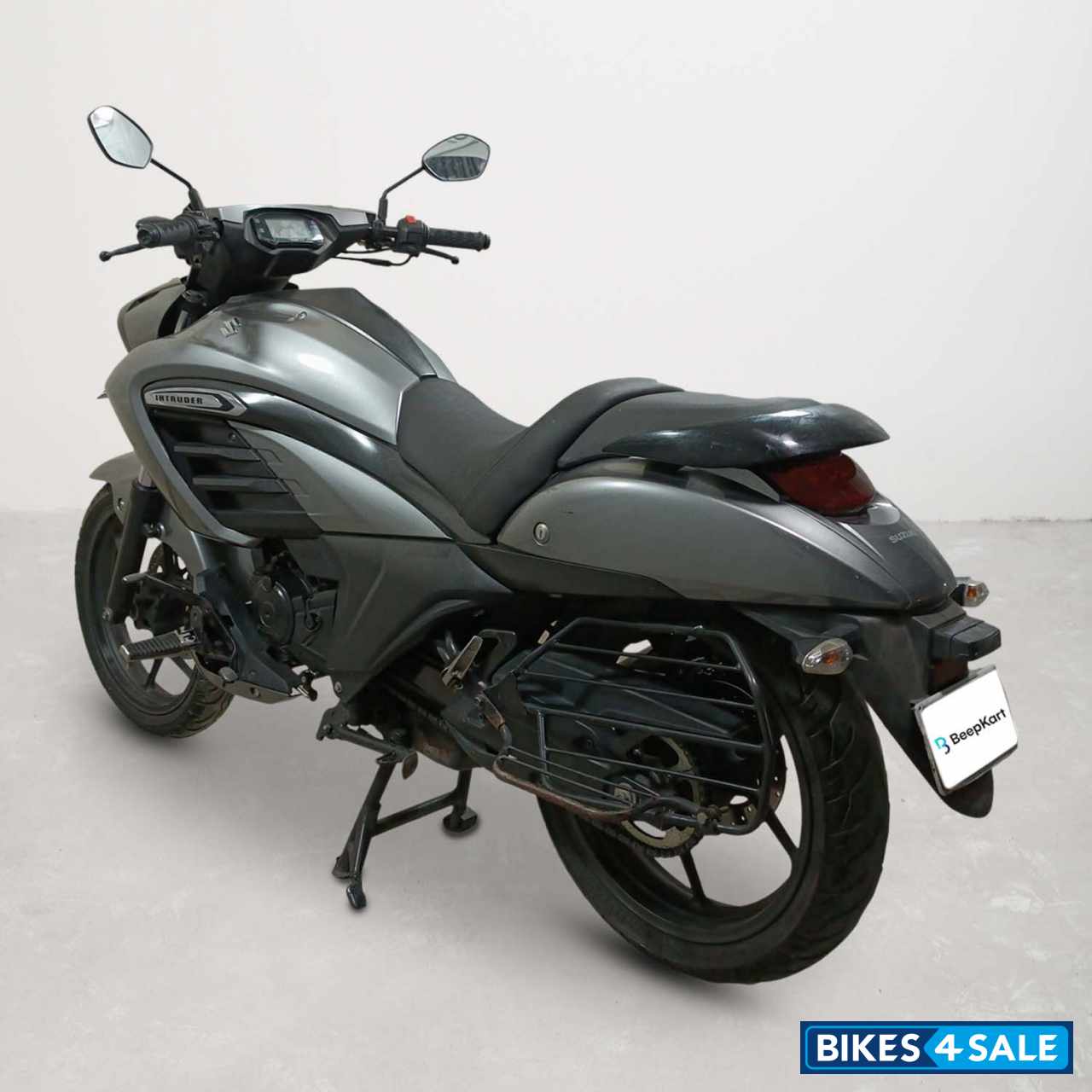 Suzuki Intruder 150