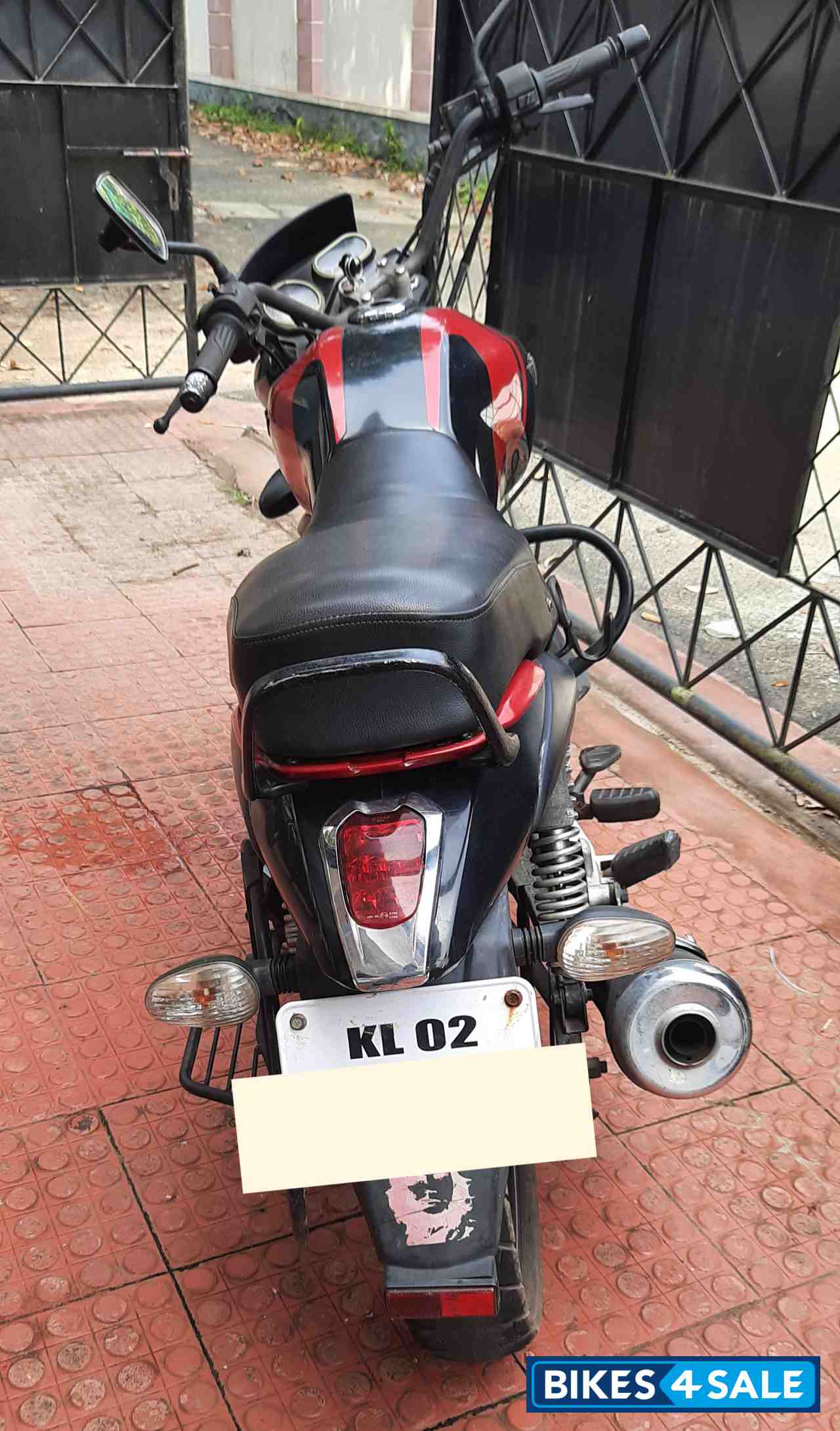 Ebony Black Bajaj  V15