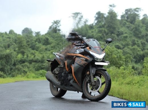 Mat Axis Gray Metall Honda CBR 250R ABS