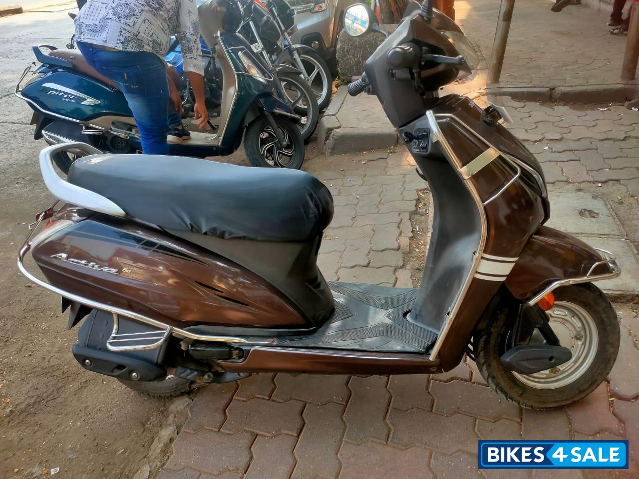 Purpel Honda Activa 5G