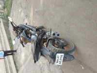 Gl. Sparkle Black Suzuki Gixxer SF