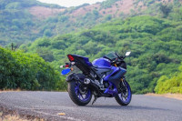 Yamaha R15 V4