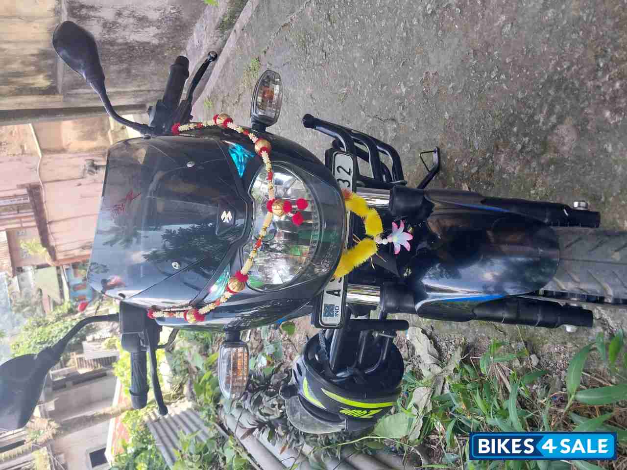 Blue Bajaj Pulsar 150 Twin Disc