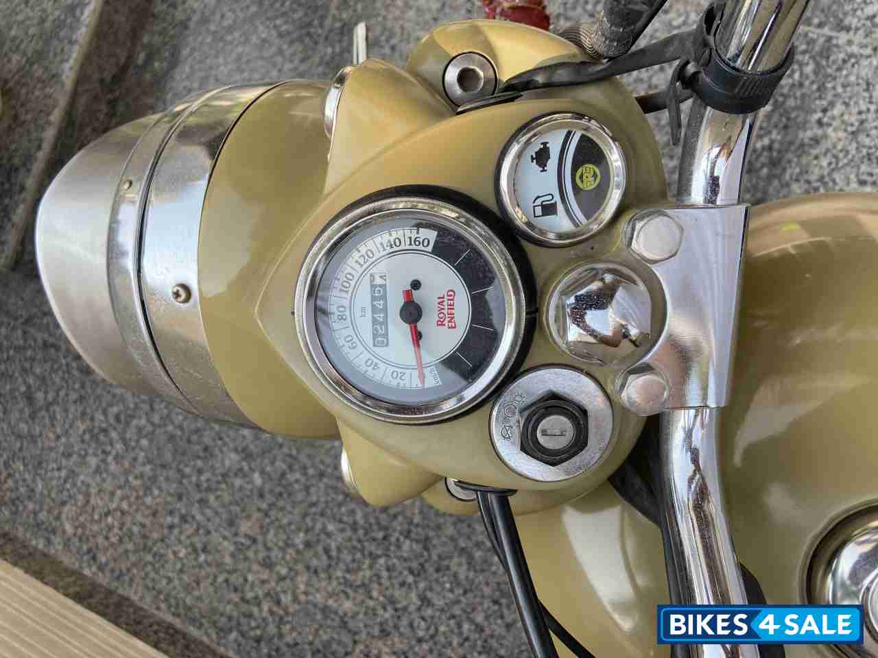 Royal Enfield Classic 500